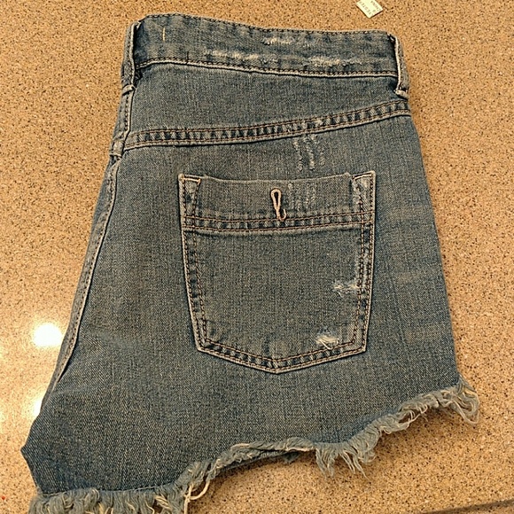 Free People shorts, raw edge, distressed - Picture 7 of 7